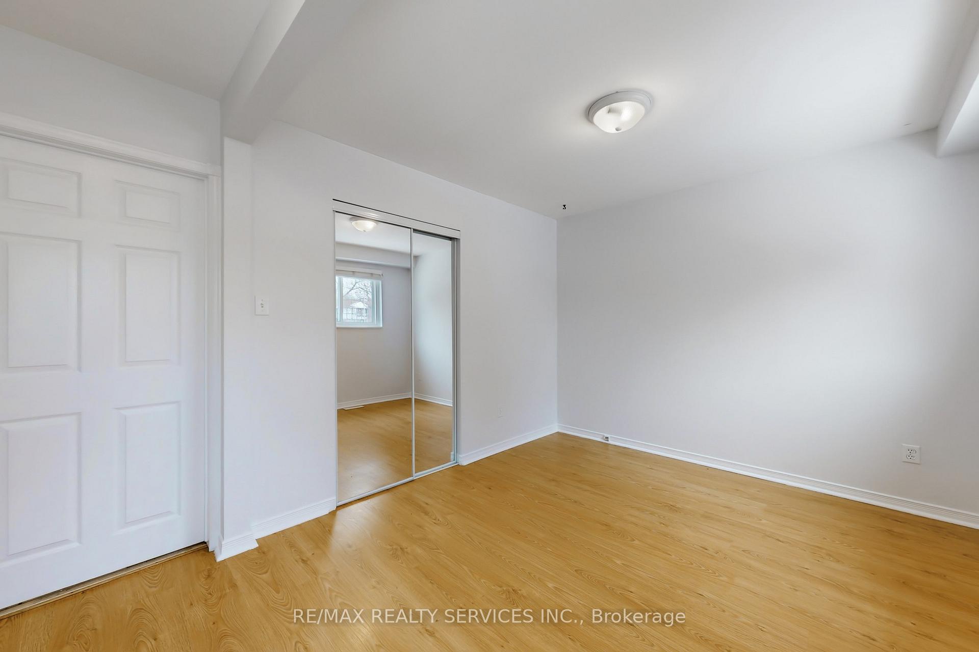 Photo 33 of 7 Geneva Crescent, Brampton, Northgate — HOMEH