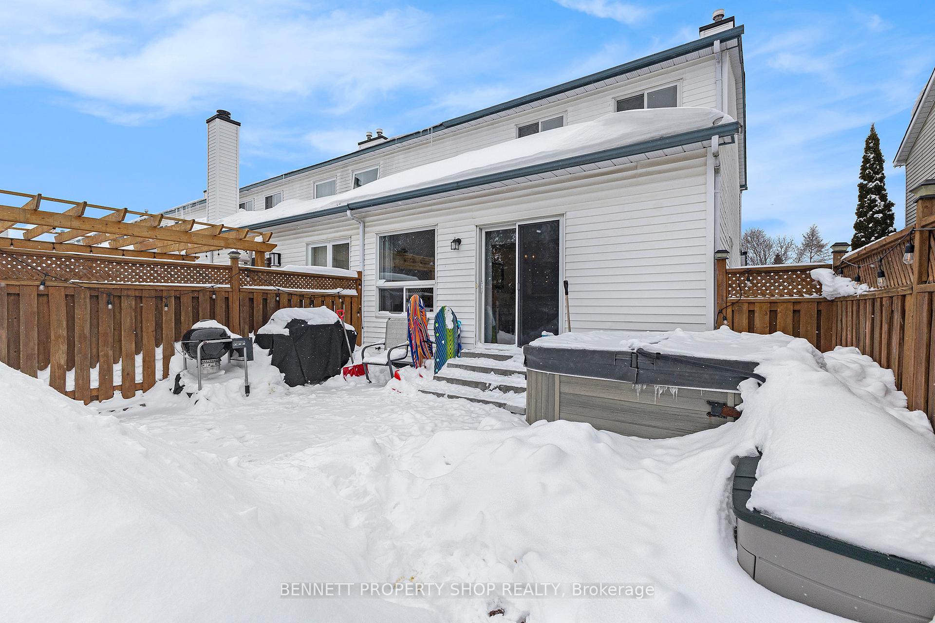 Photo 16 of 51 Randall James Drive, Ottawa, Stittsville (Central) — HOMEH