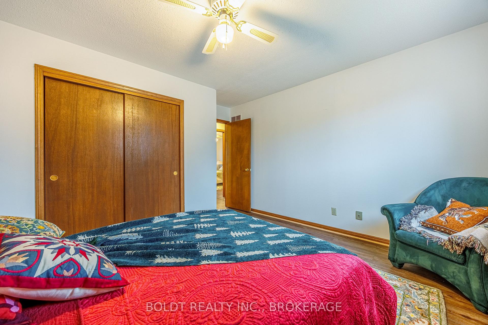 Photo 14 of 7 Elderwood Drive, St. Catharines, Grapeview — HOMEH