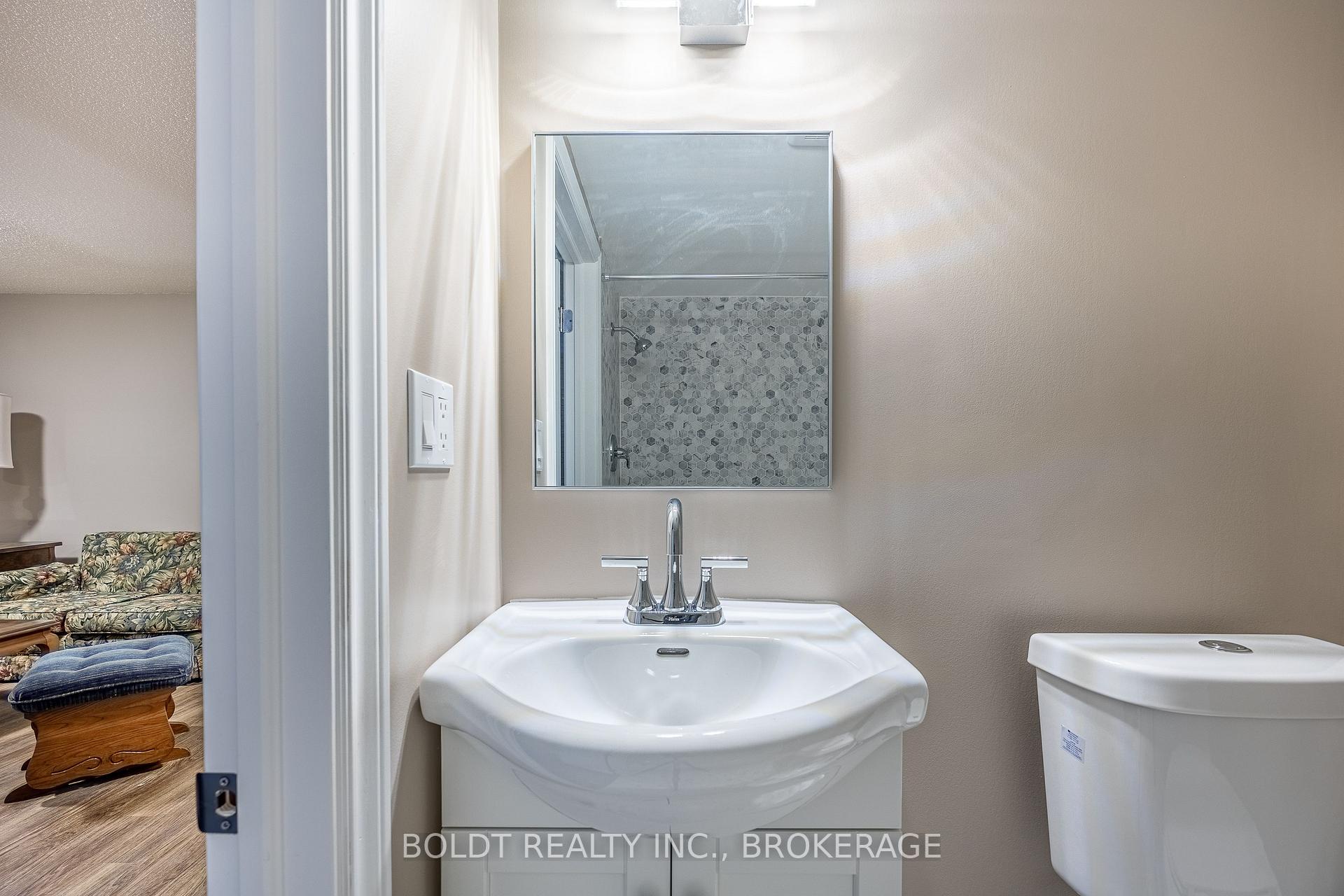 Photo 22 of 7 Elderwood Drive, St. Catharines, Grapeview — HOMEH