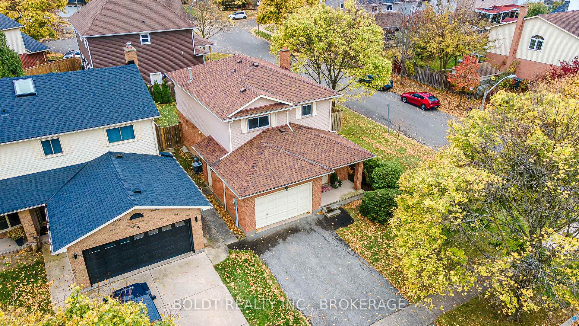 Photo 29 of 7 Elderwood Drive, St. Catharines, Grapeview — HOMEH