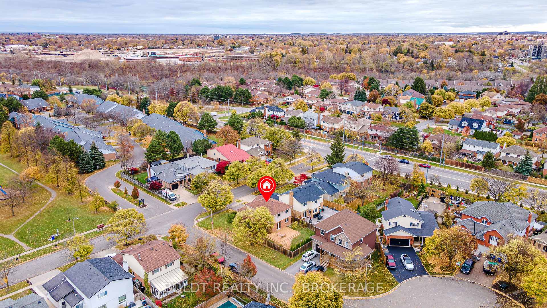 Photo 32 of 7 Elderwood Drive, St. Catharines, Grapeview — HOMEH