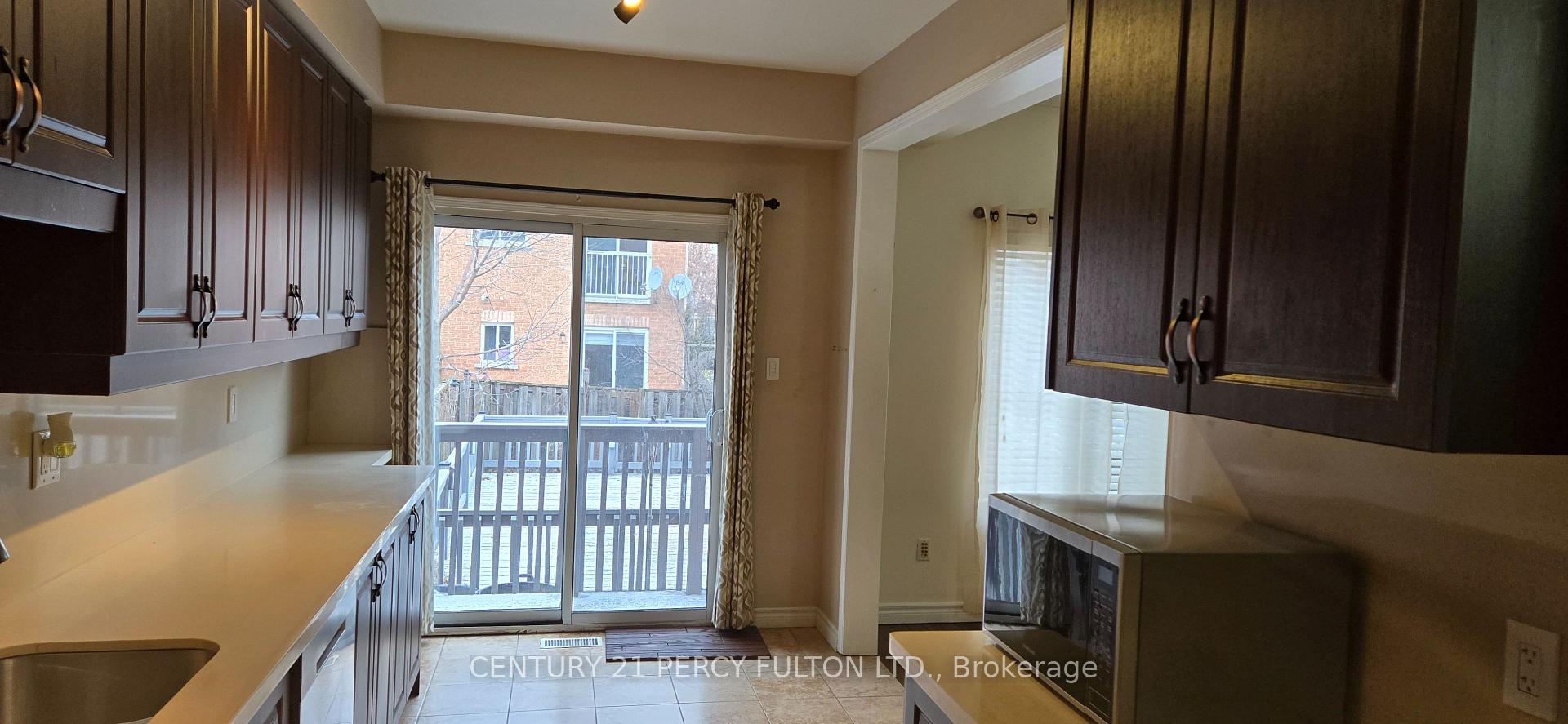 Photo 5 of 28 Marjoram Drive, Ajax, South East — HOMEH