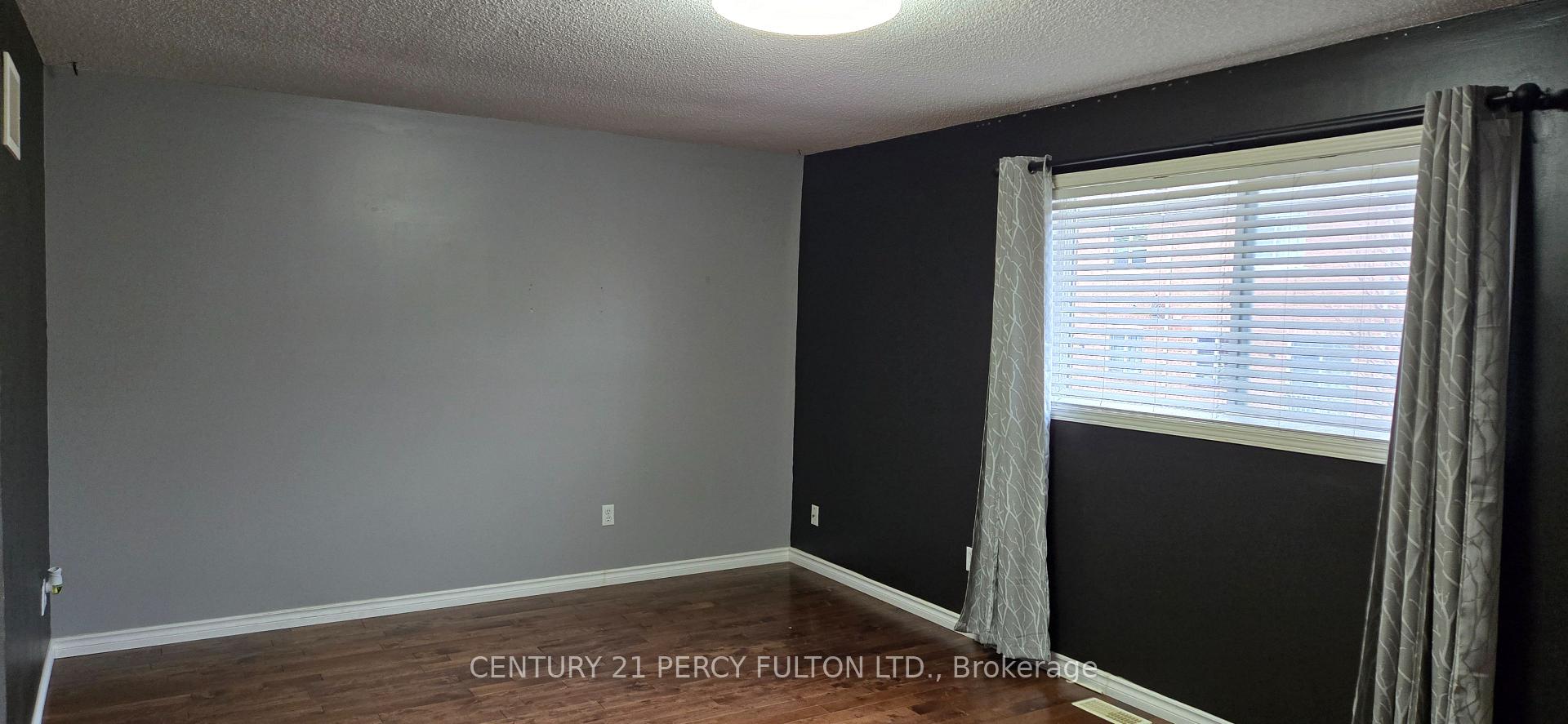Photo 17 of 28 Marjoram Drive, Ajax, South East — HOMEH