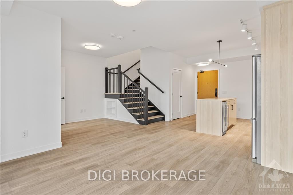 Photo 5 of Unit 111, 300 Mcrae Avenue, Ottawa, Westboro South — HOMEH