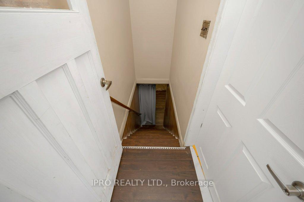 Photo 24 of 41 Dumbarton Avenue, Hamilton, Rosedale — HOMEH