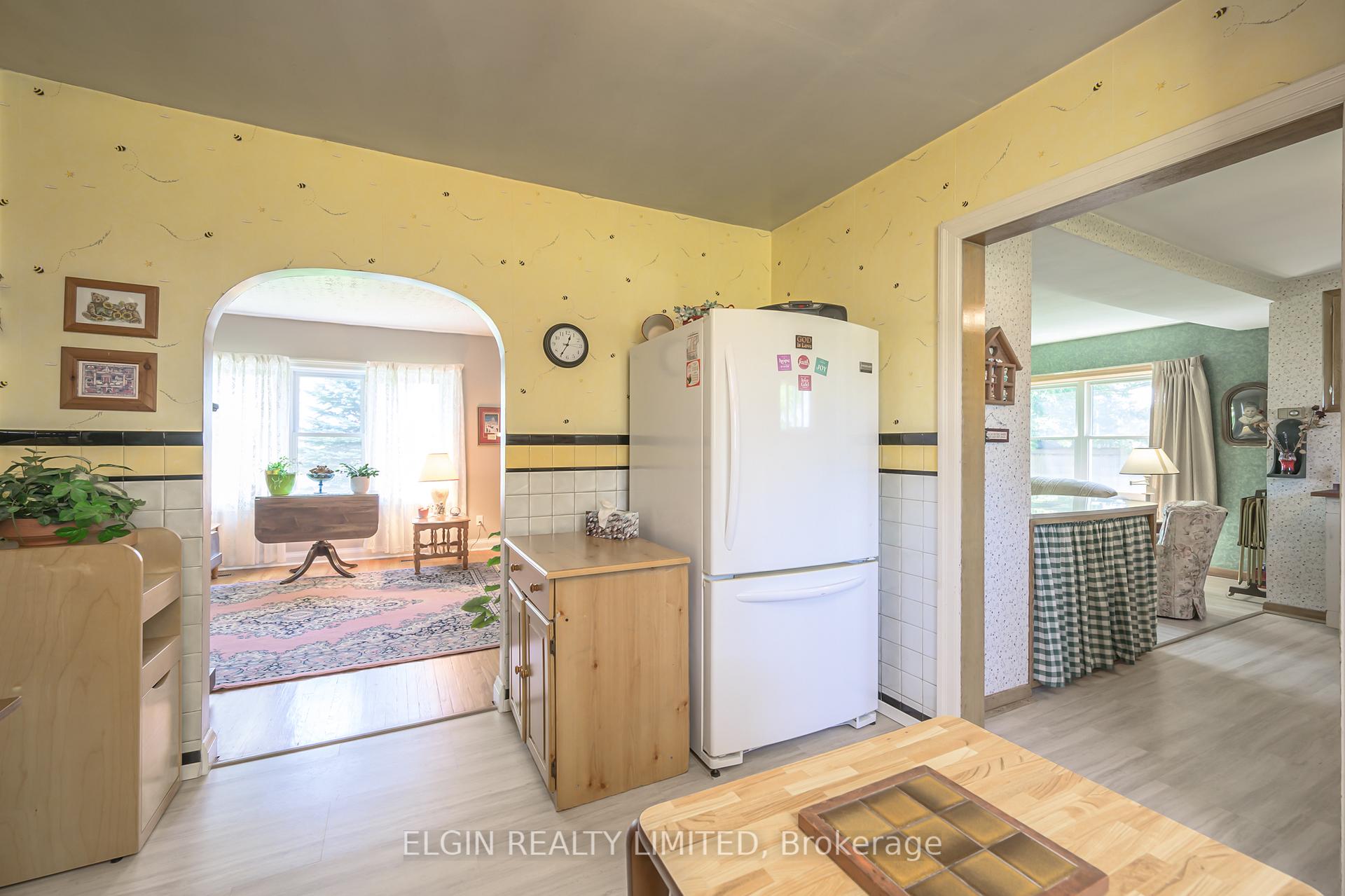 Photo 12 of 11209 Imperial Road, Malahide, Rural Malahide — HOMEH