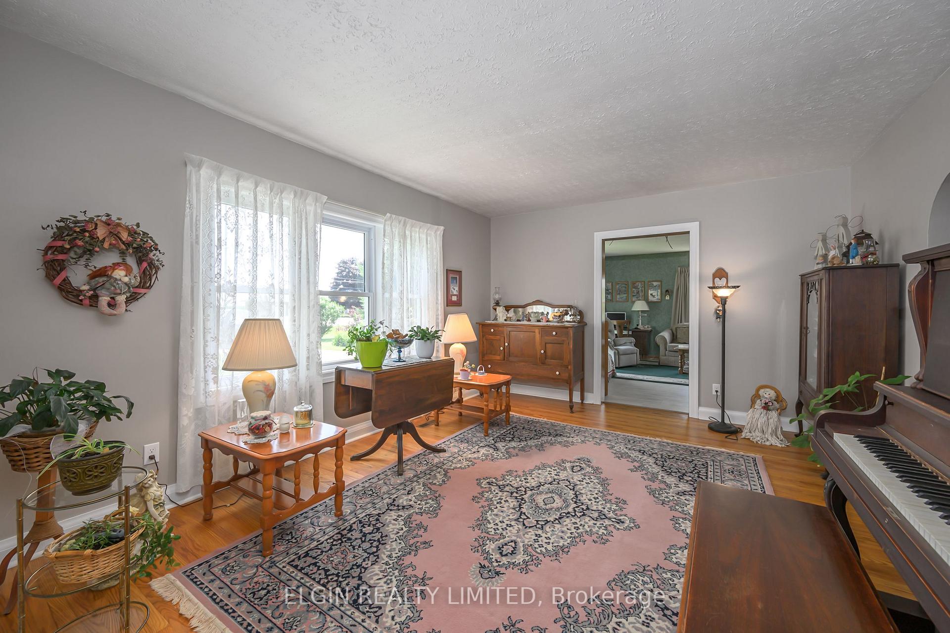 Photo 15 of 11209 Imperial Road, Malahide, Rural Malahide — HOMEH