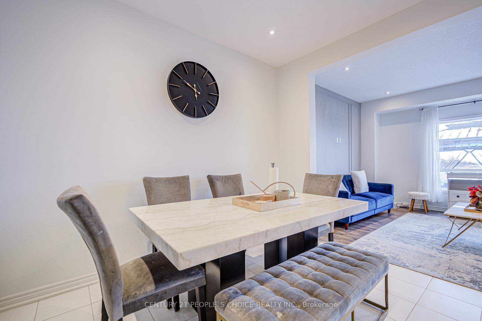 Photo 5 of 40 Bradbury Road, Hamilton, Stoney Creek Mountain — HOMEH