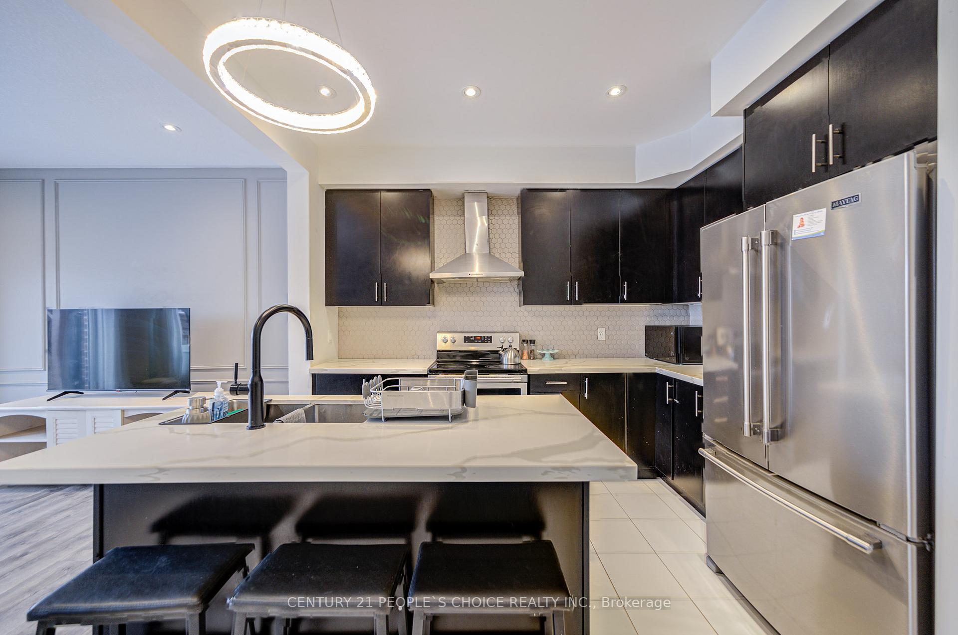 Photo 8 of 40 Bradbury Road, Hamilton, Stoney Creek Mountain — HOMEH