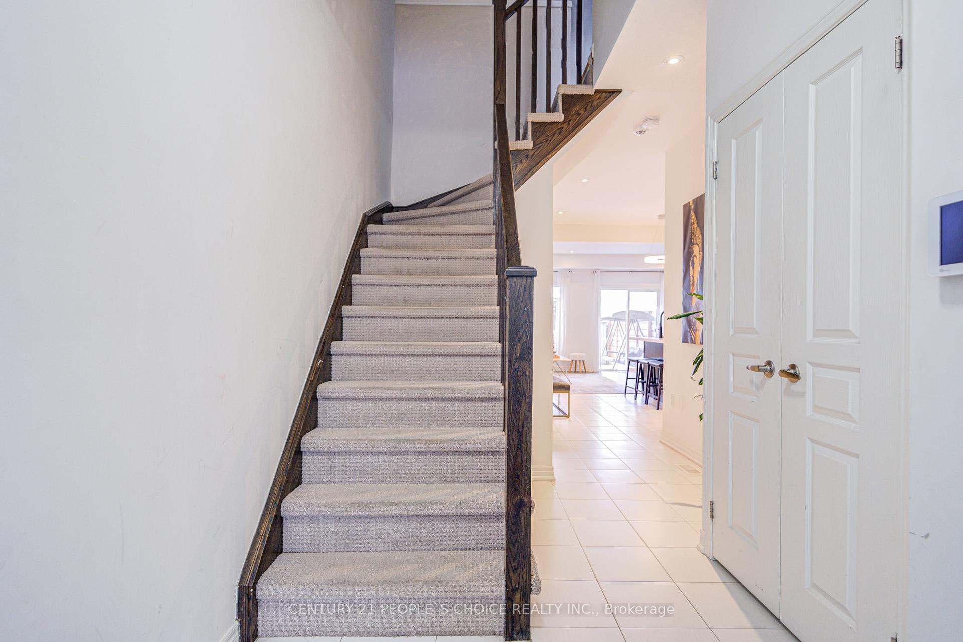 Photo 16 of 40 Bradbury Road, Hamilton, Stoney Creek Mountain — HOMEH