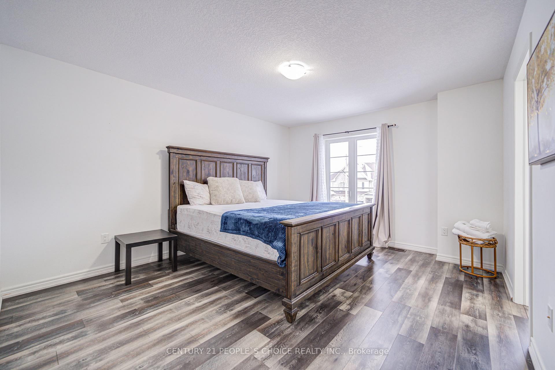 Photo 22 of 40 Bradbury Road, Hamilton, Stoney Creek Mountain — HOMEH