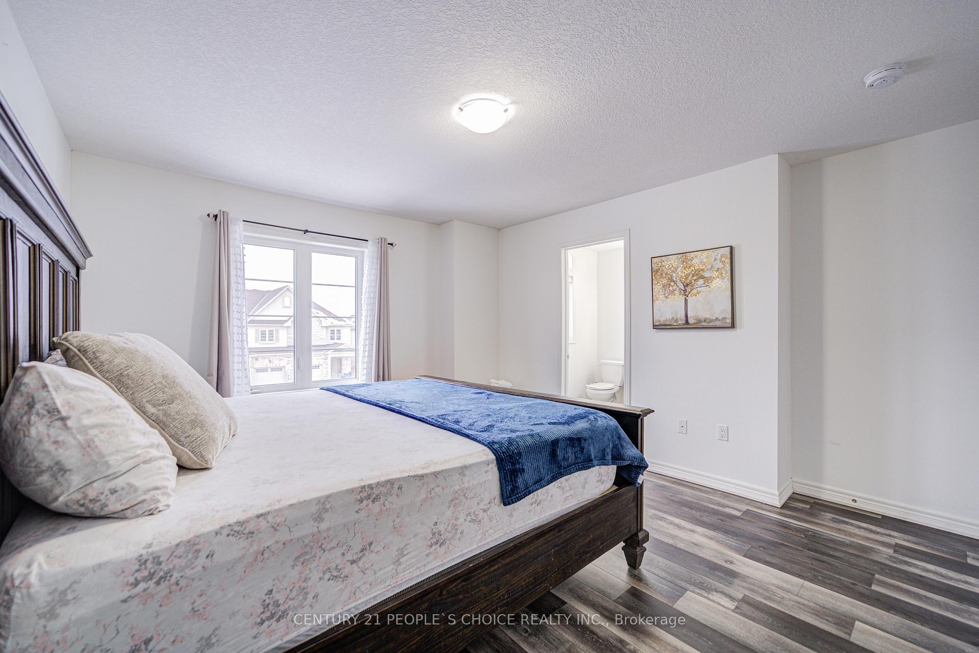 Photo 25 of 40 Bradbury Road, Hamilton, Stoney Creek Mountain — HOMEH