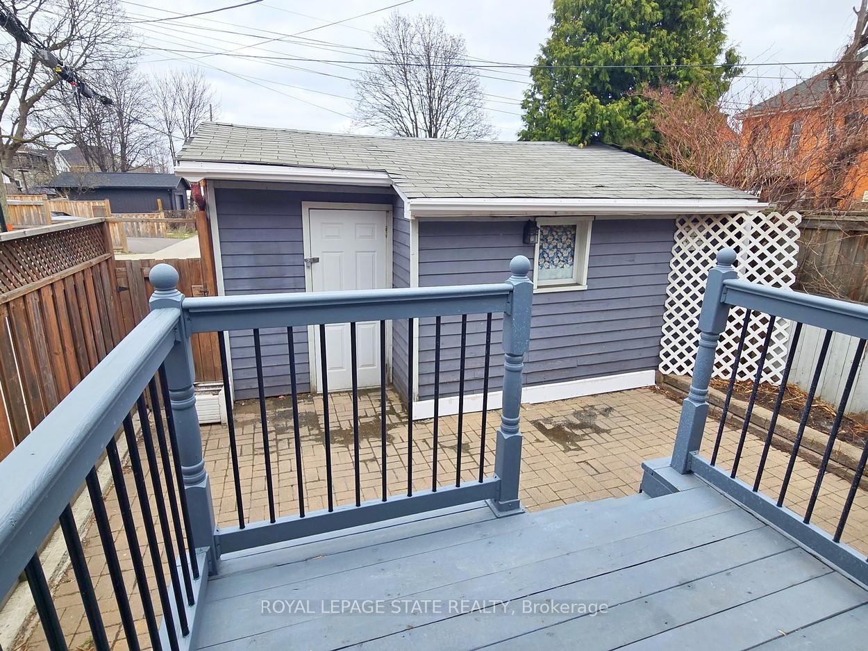Photo 2 of 387 King William Street, Hamilton, Landsdale — HOMEH