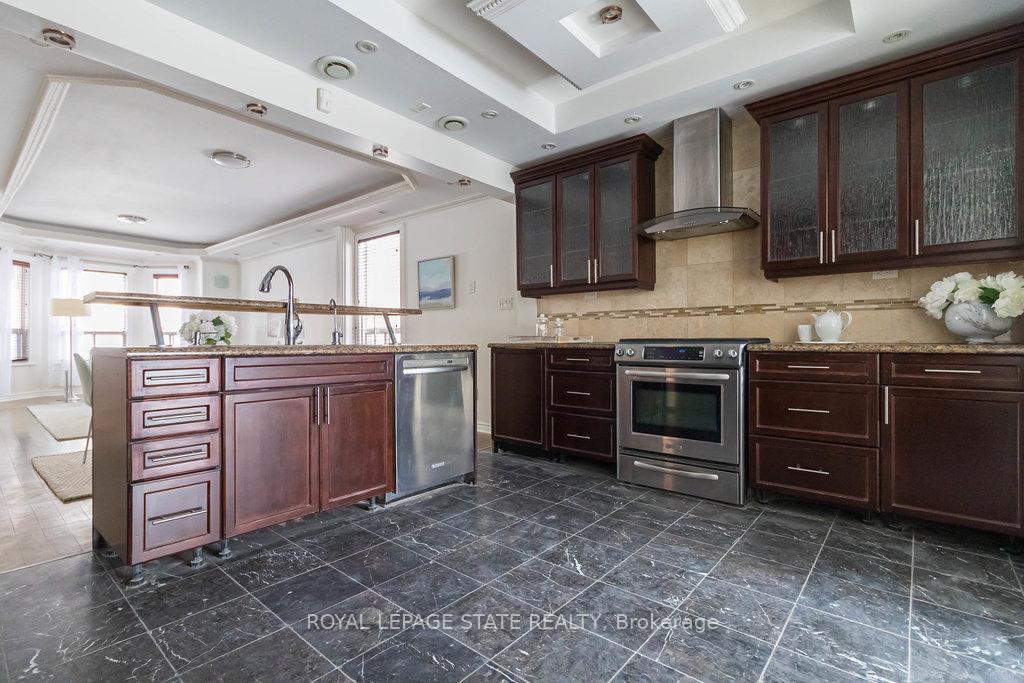 Photo 10 of 387 King William Street, Hamilton, Landsdale — HOMEH