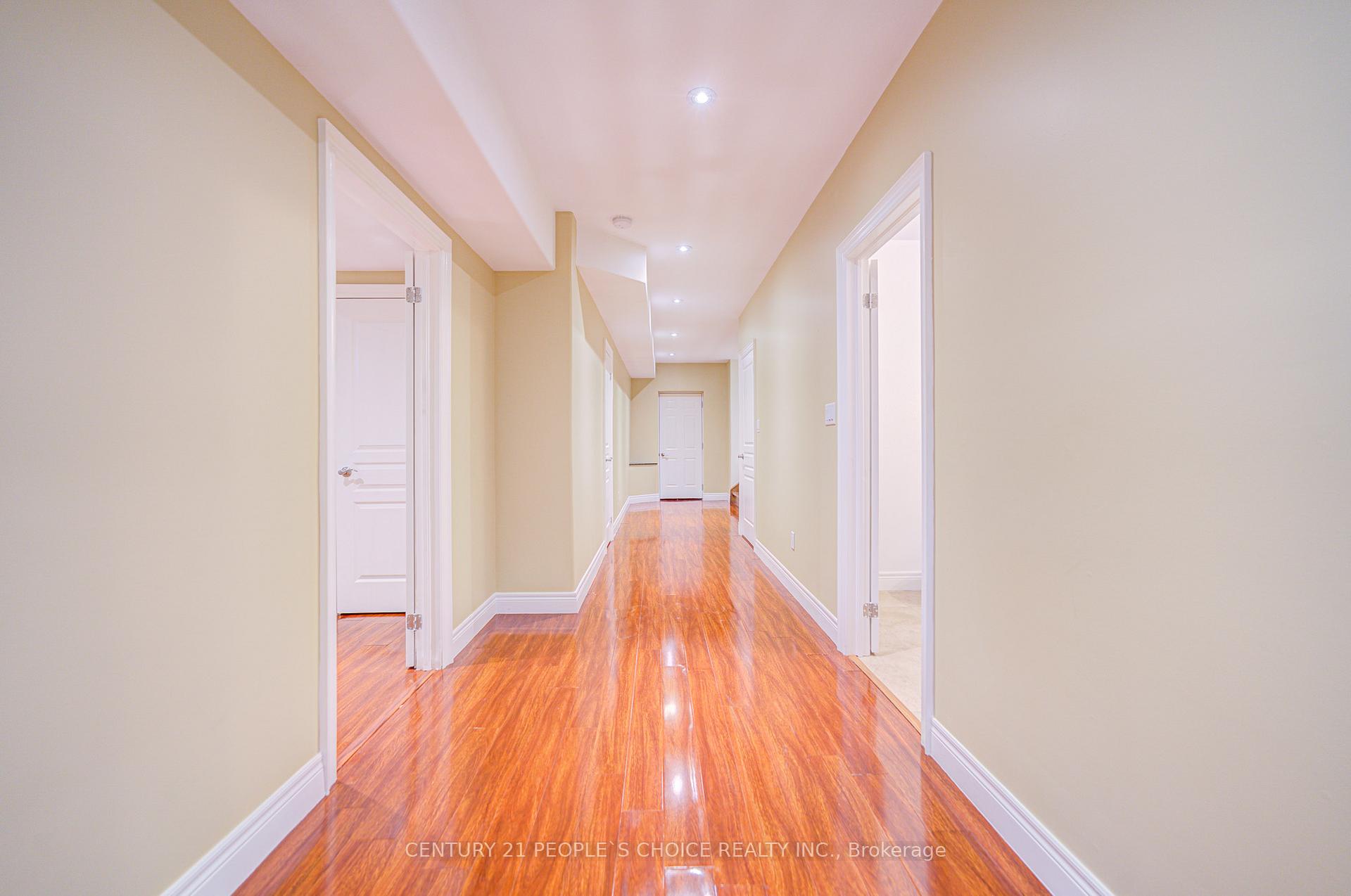 Photo 26 of 12 Pavel Place, Hamilton, Carpenter — HOMEH