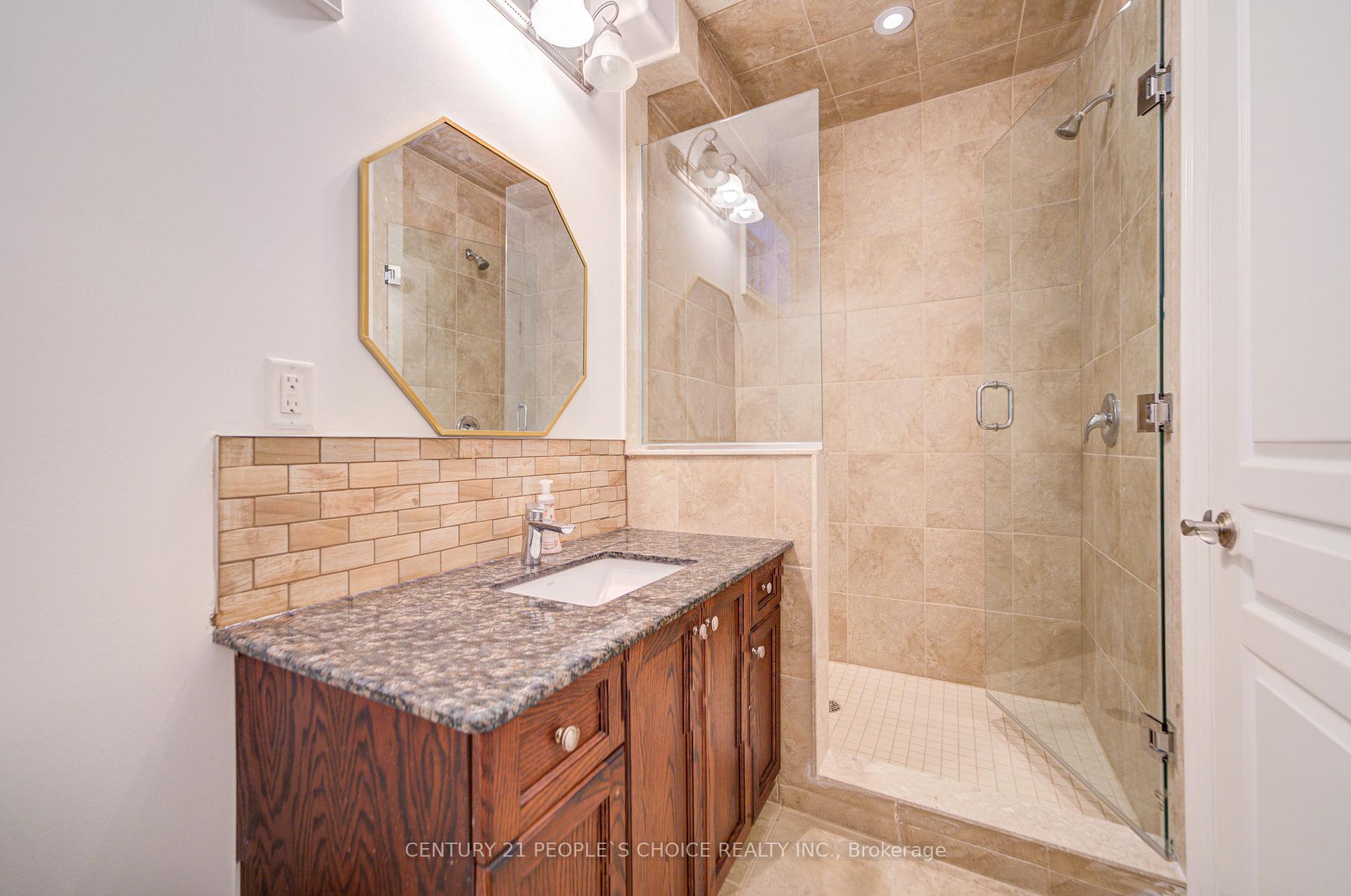 Photo 28 of 12 Pavel Place, Hamilton, Carpenter — HOMEH