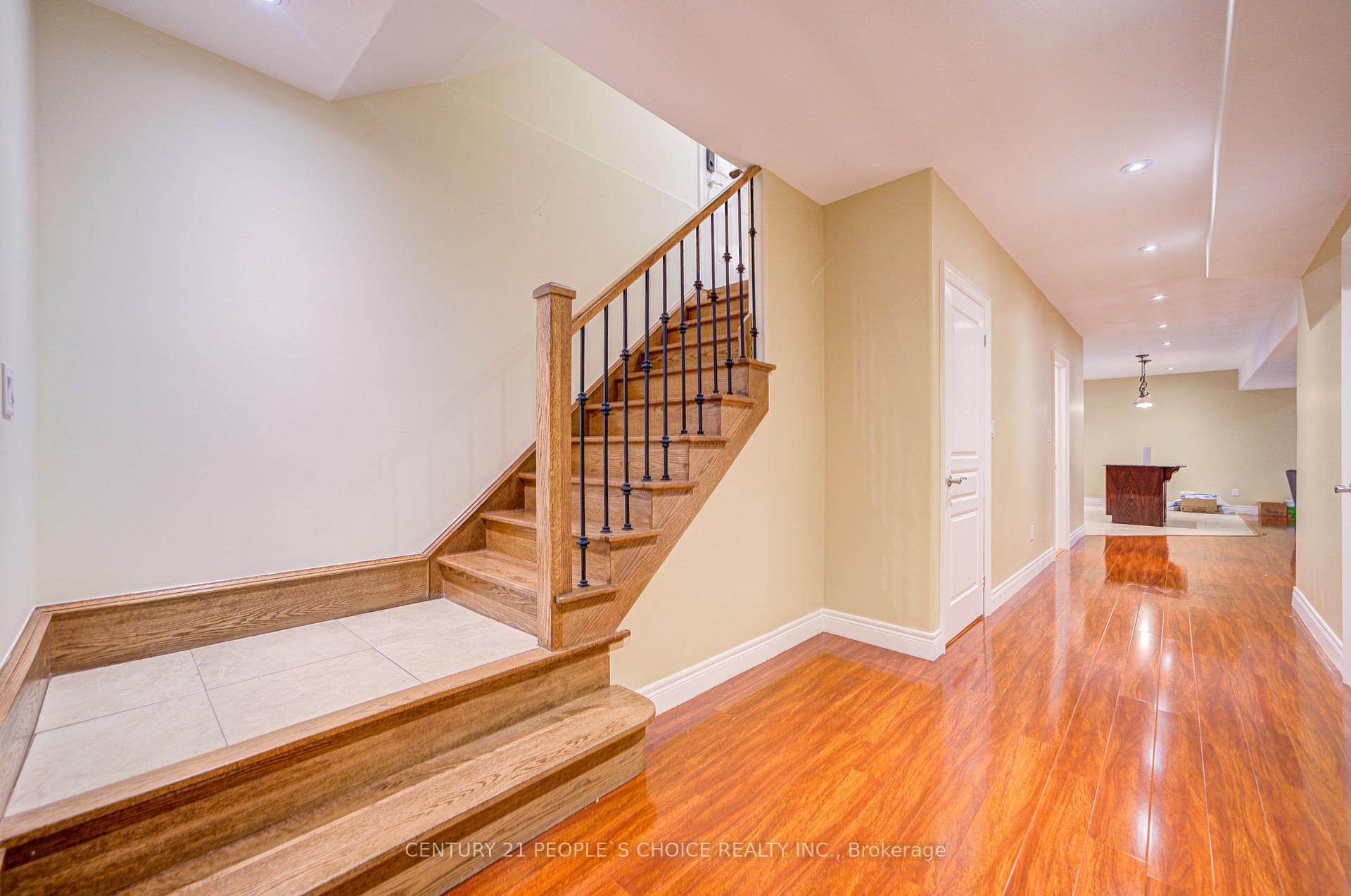 Photo 29 of 12 Pavel Place, Hamilton, Carpenter — HOMEH