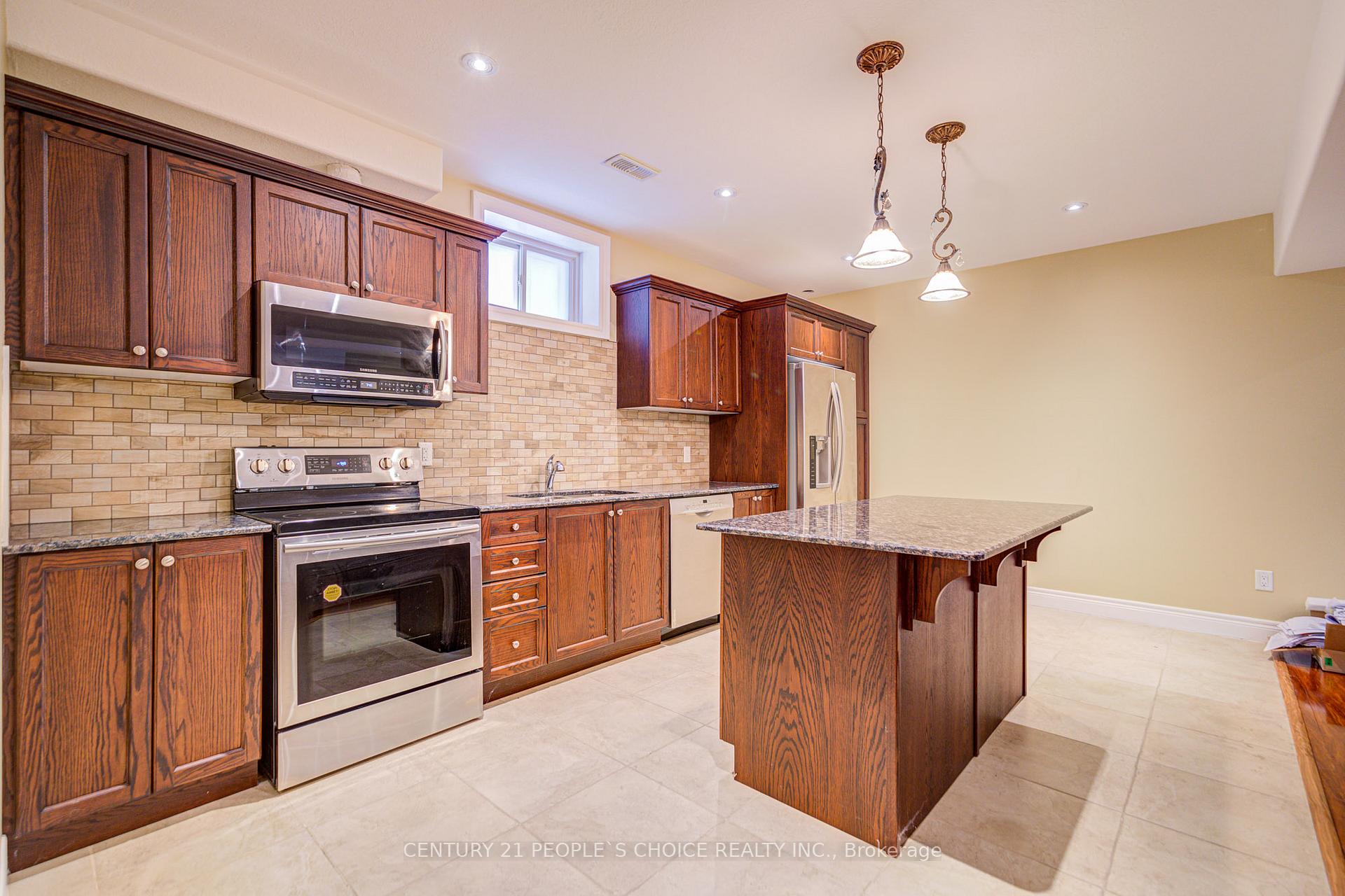Photo 30 of 12 Pavel Place, Hamilton, Carpenter — HOMEH