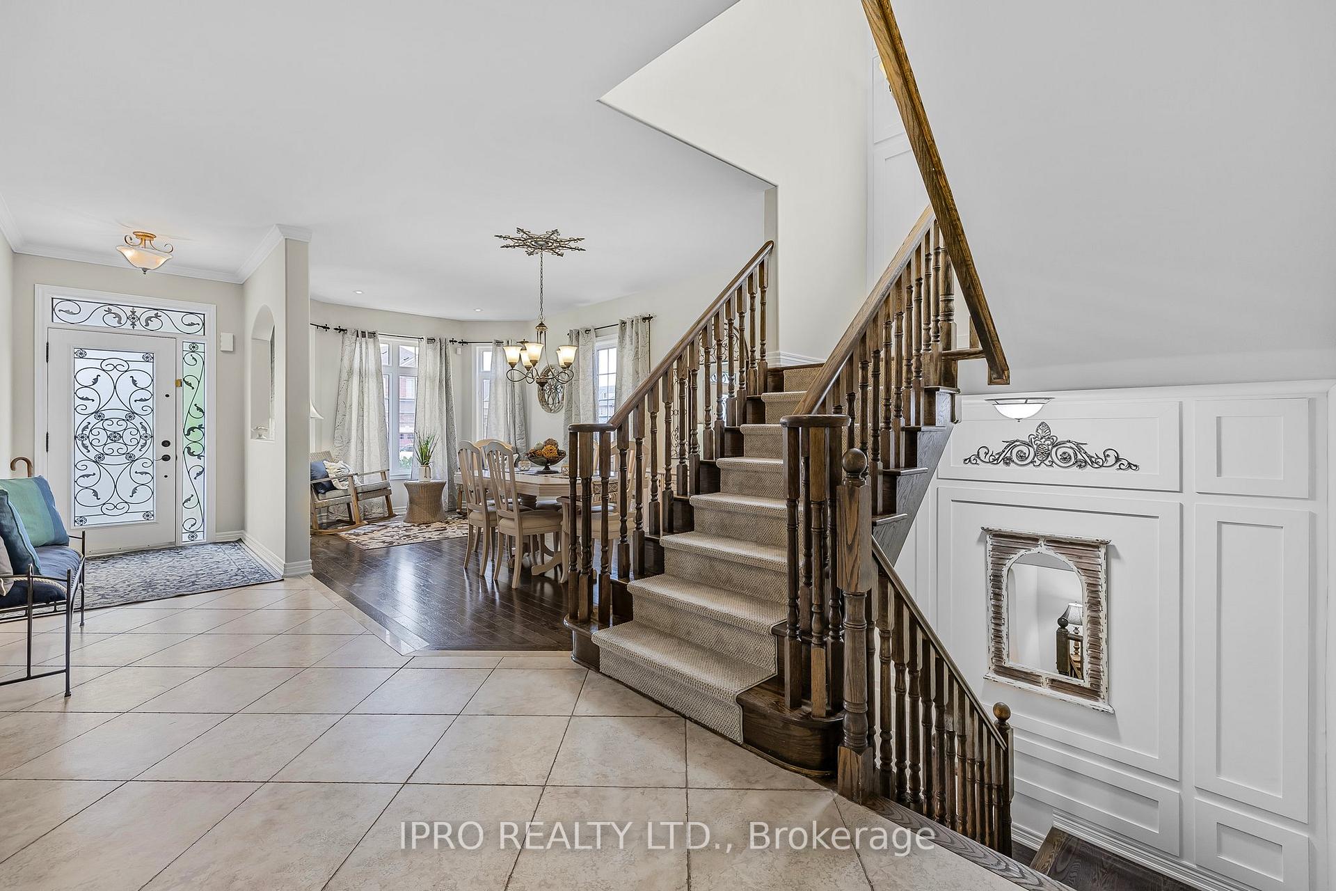 Photo 5 of 18 Lynnvalley Crescent, Brampton, Bram East — HOMEH