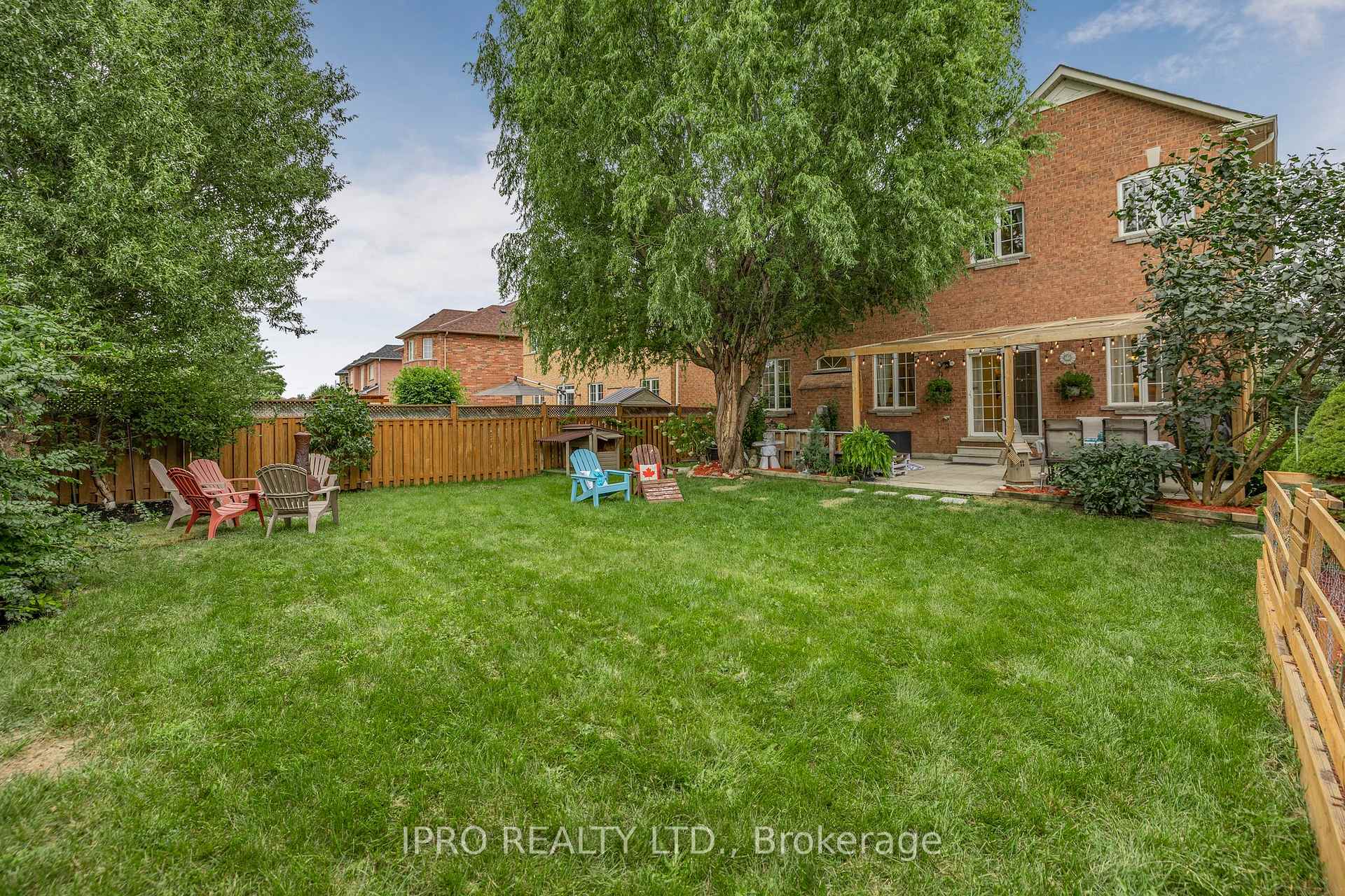 Photo 36 of 18 Lynnvalley Crescent, Brampton, Bram East — HOMEH