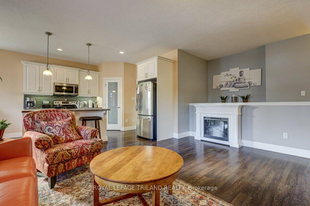 Photo 6 of 23 Hedges Court, St. Thomas — HOMEH
