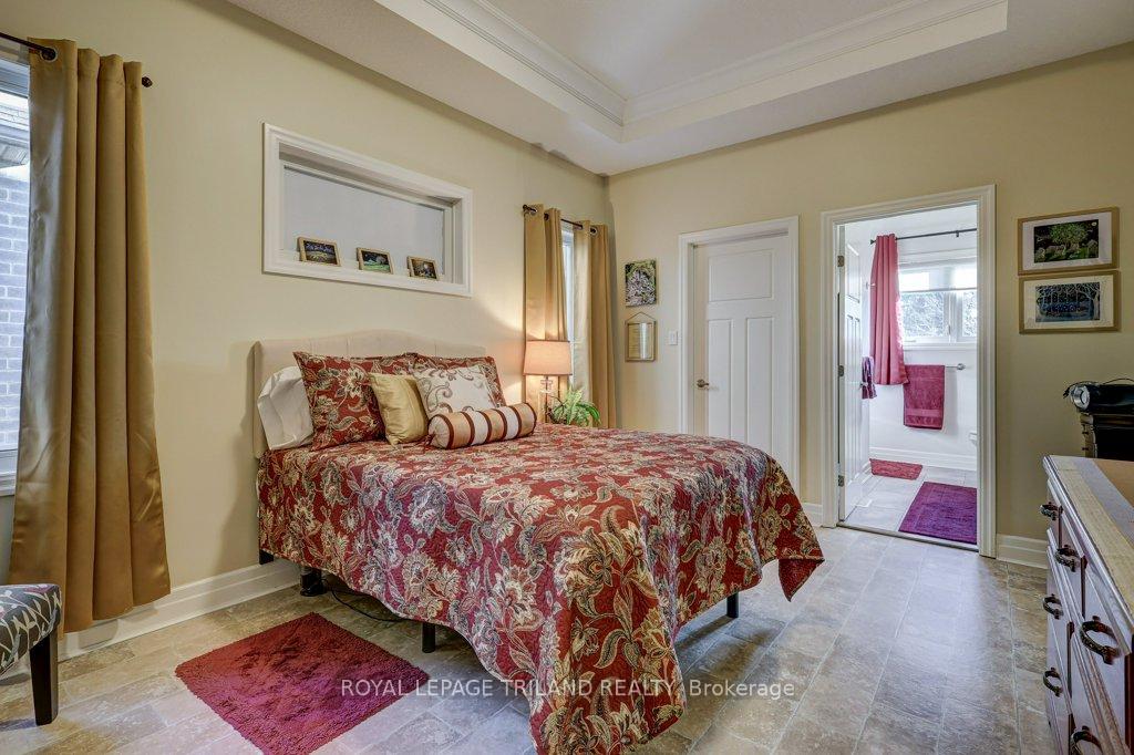 Photo 12 of 23 Hedges Court, St. Thomas — HOMEH