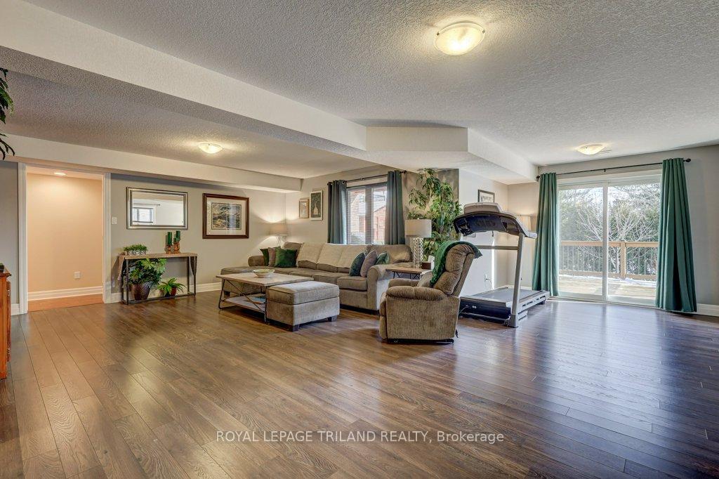 Photo 19 of 23 Hedges Court, St. Thomas — HOMEH