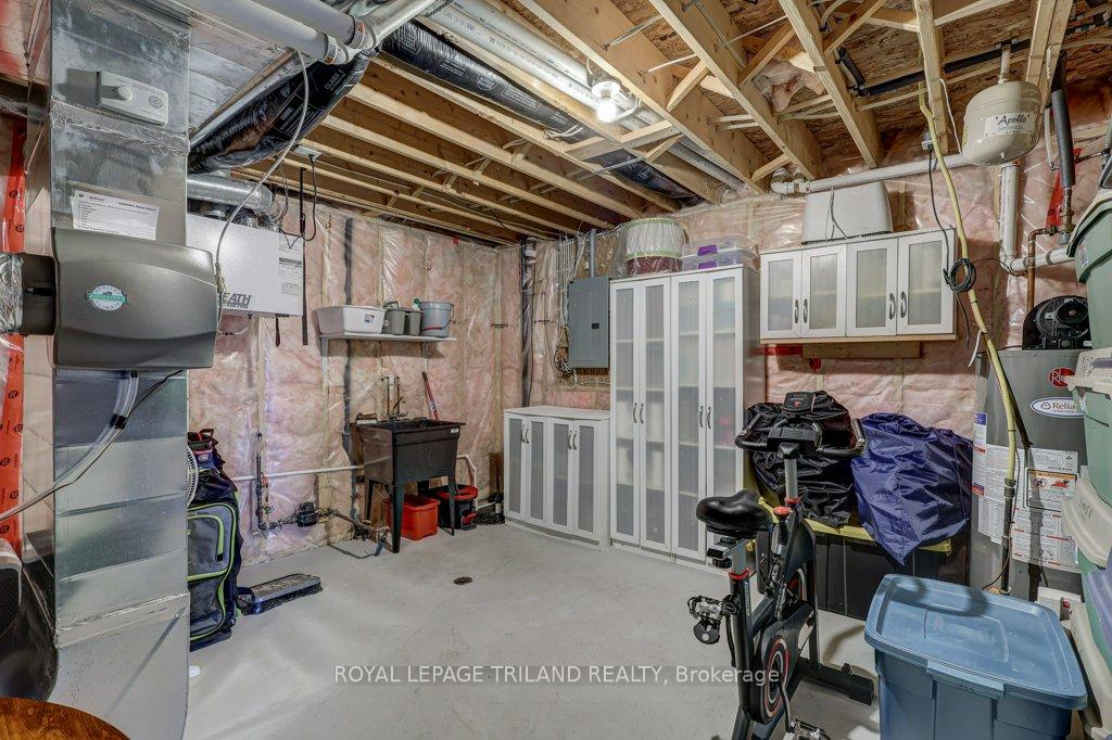Photo 25 of 23 Hedges Court, St. Thomas — HOMEH