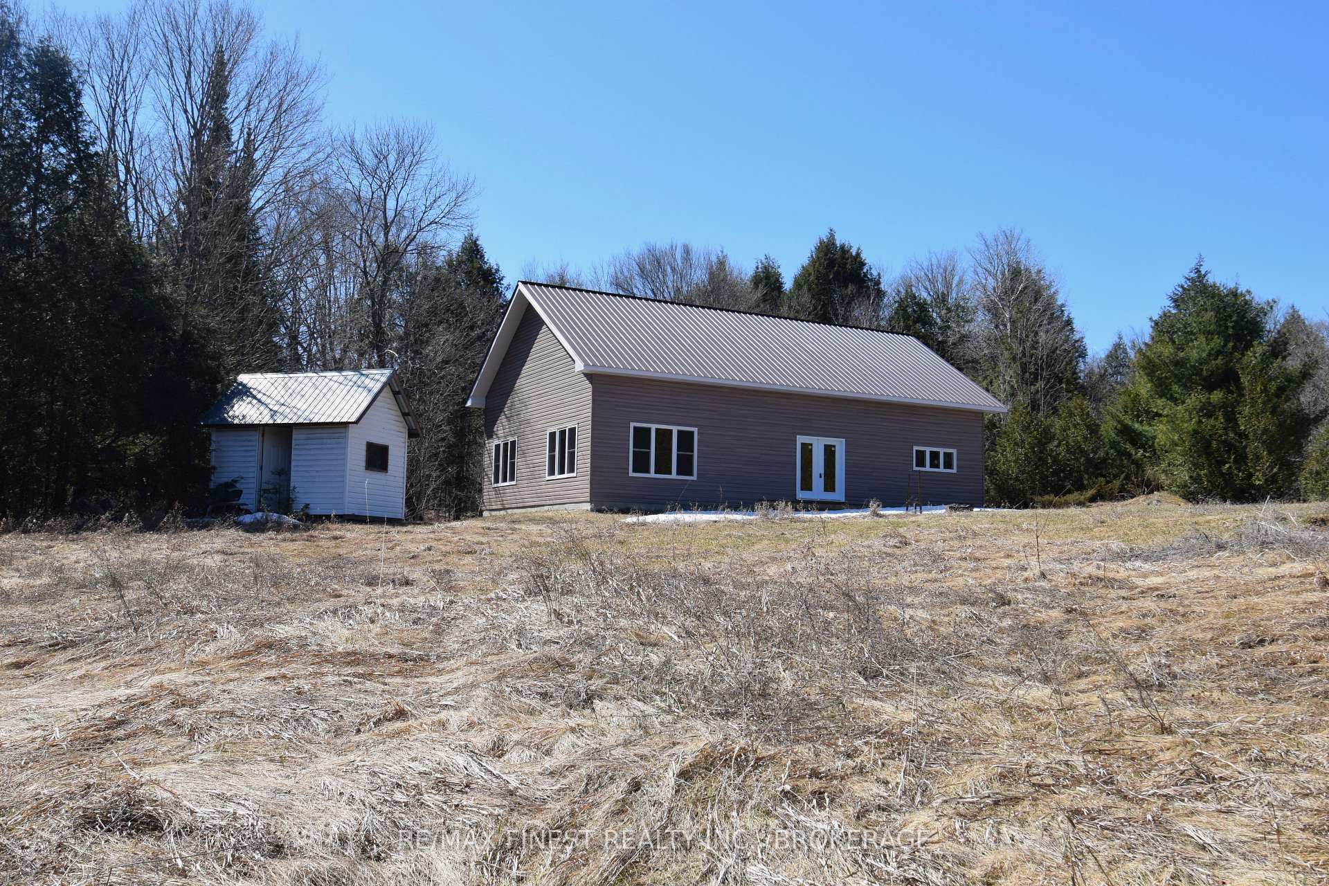 Front of 1975 North Road