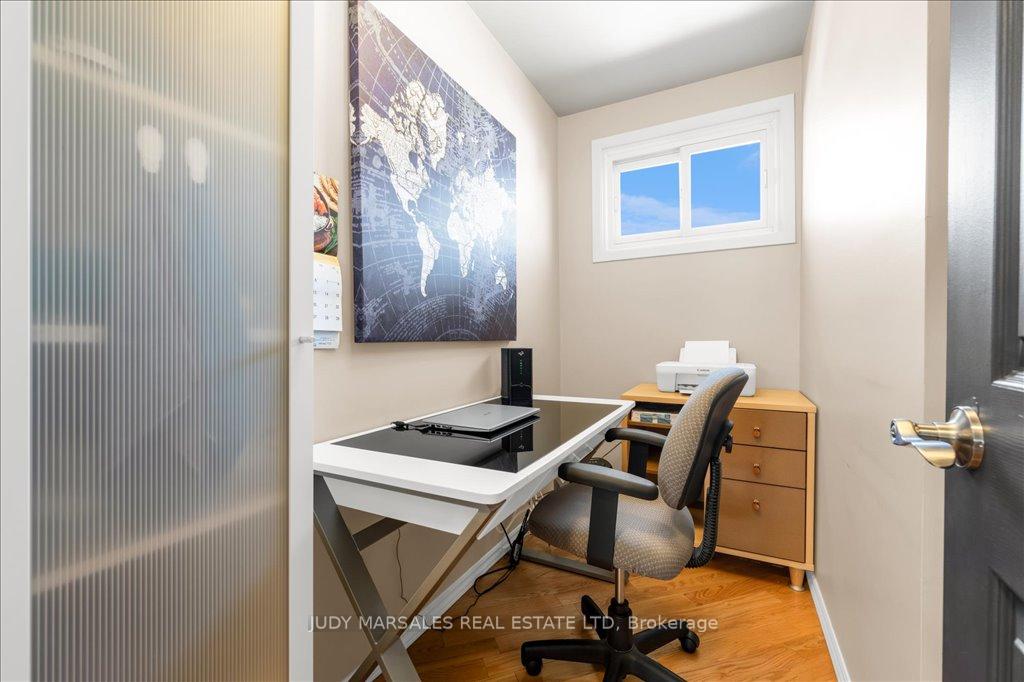 Photo 17 of 40 Odessa Street, Hamilton, Stoney Creek Mountain — HOMEH