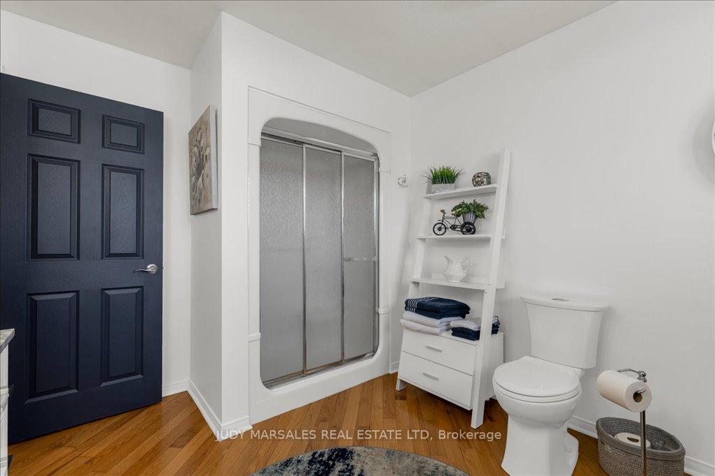 Photo 20 of 40 Odessa Street, Hamilton, Stoney Creek Mountain — HOMEH