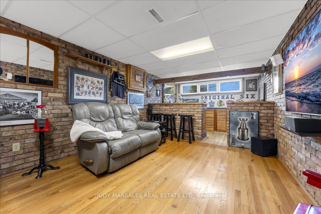 Photo 29 of 40 Odessa Street, Hamilton, Stoney Creek Mountain — HOMEH