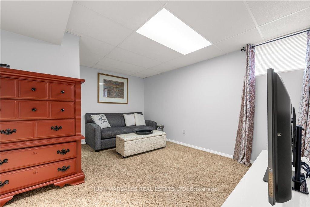 Photo 34 of 40 Odessa Street, Hamilton, Stoney Creek Mountain — HOMEH