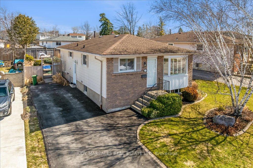 Photo 40 of 40 Odessa Street, Hamilton, Stoney Creek Mountain — HOMEH