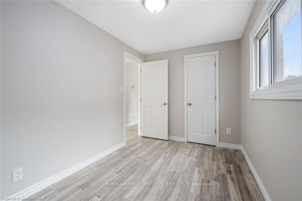 Photo 48 of 100 Park Row N, Hamilton, Crown Point — HOMEH
