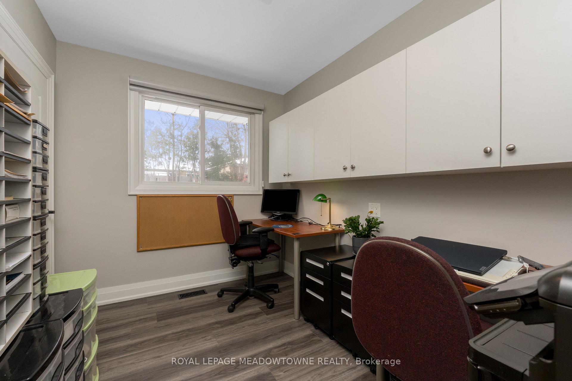 Photo 17 of 237 Elizabeth Street S, Brampton, Brampton South — HOMEH
