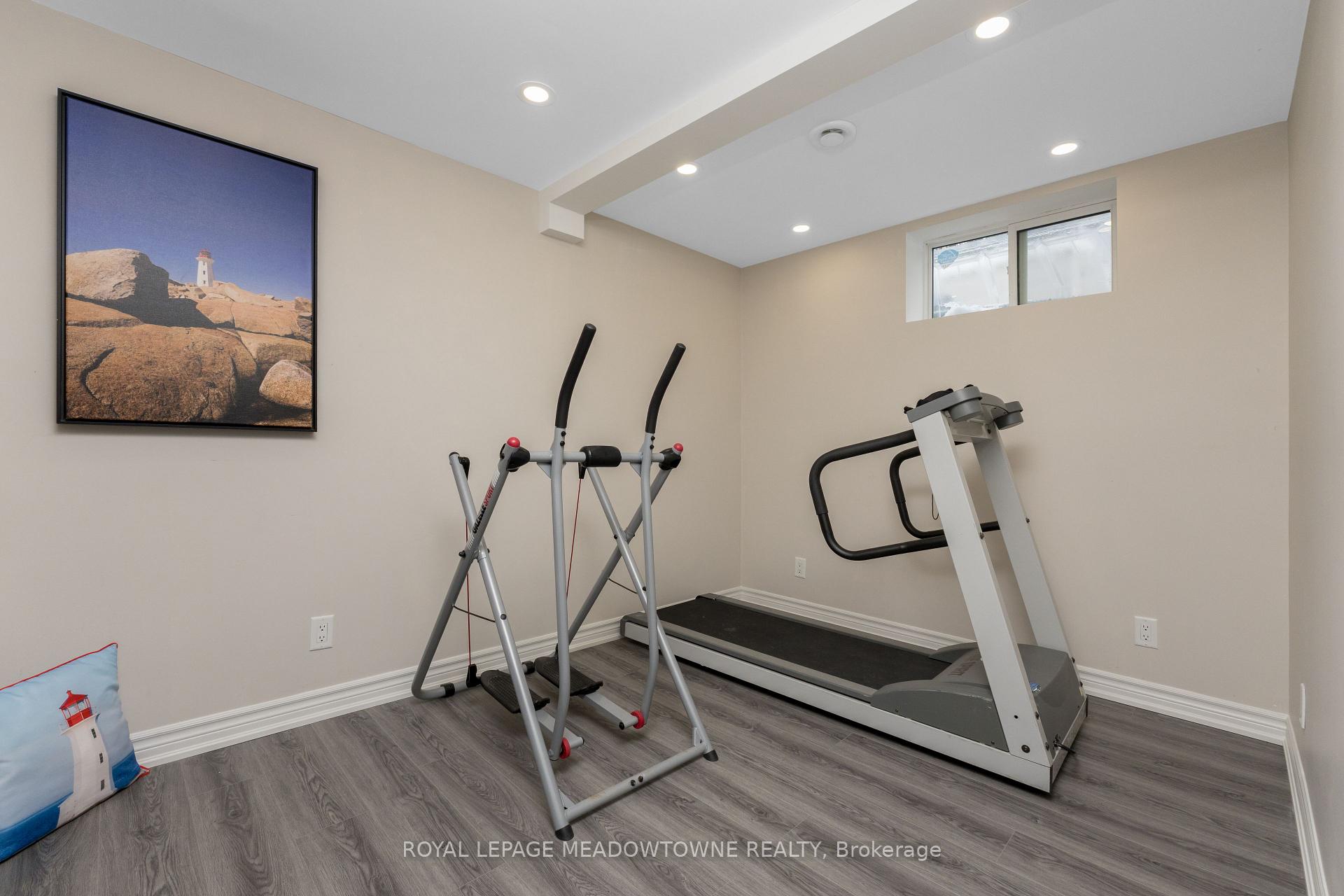 Photo 29 of 237 Elizabeth Street S, Brampton, Brampton South — HOMEH