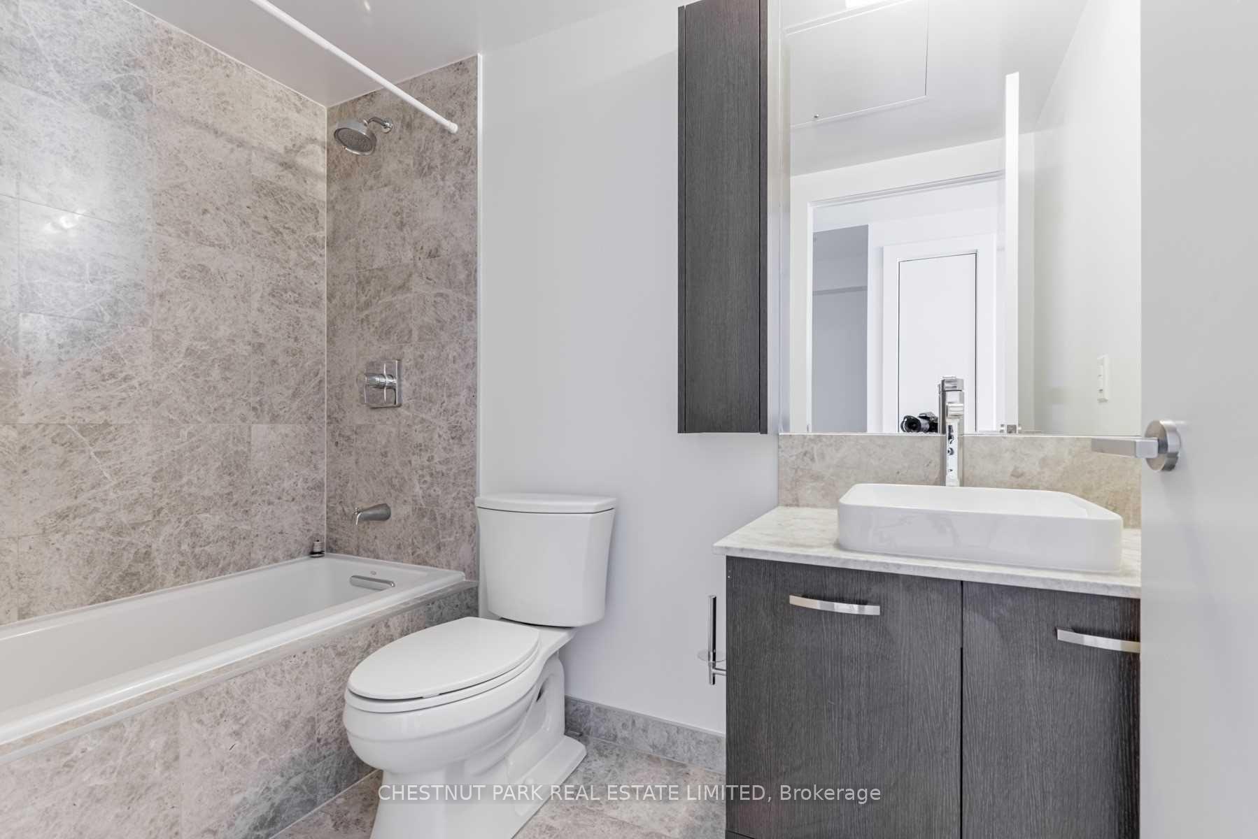 Photo 15 of Unit 909, 3018 Yonge Street, Toronto, Lawrence Park South — HOMEH