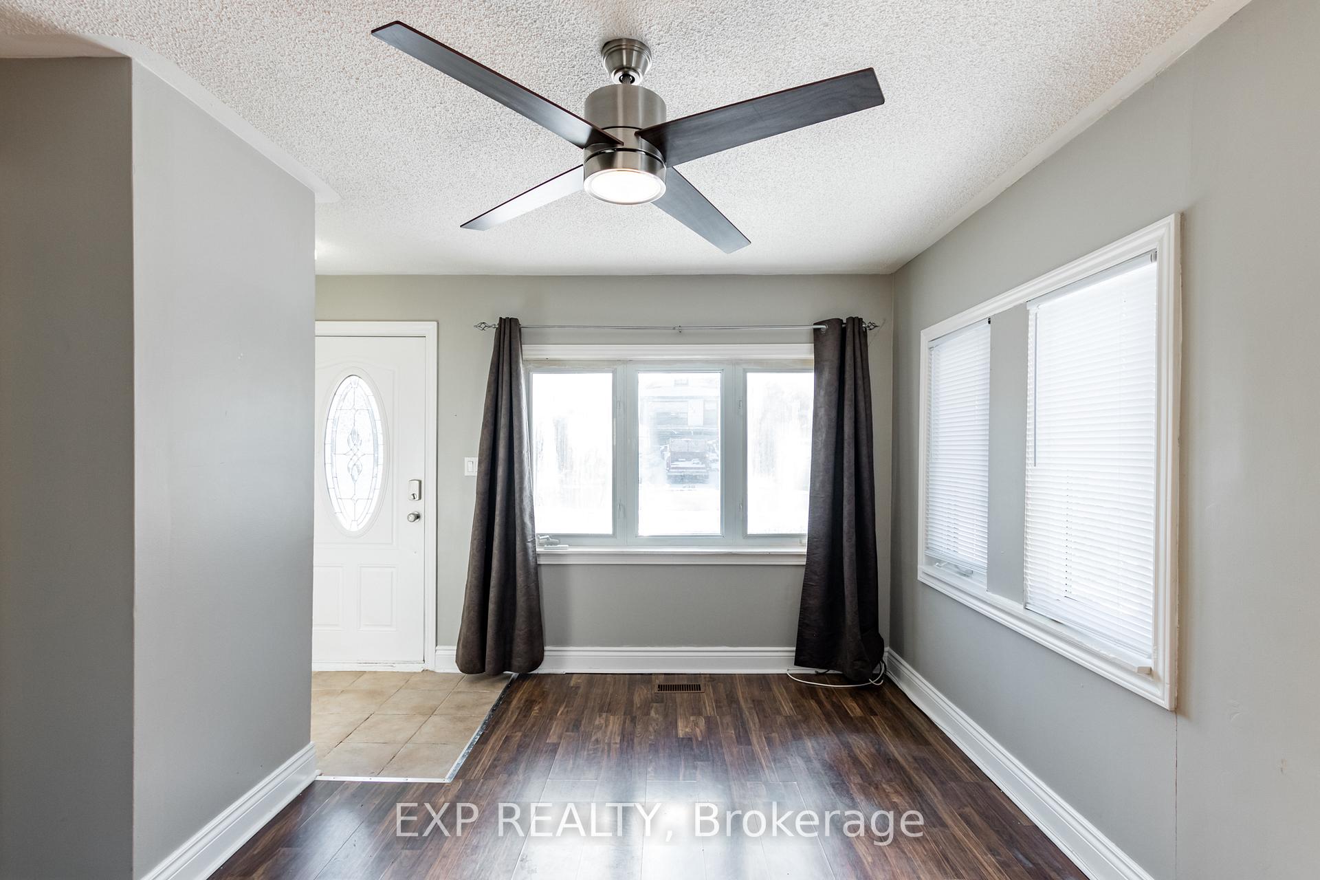 Photo 2 of 230 Pine Beach Drive, Georgina, Keswick South — HOMEH