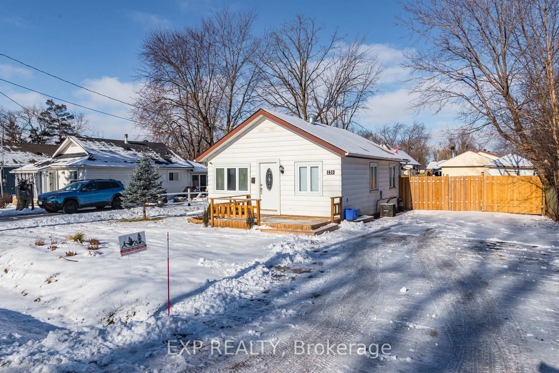 Photo 37 of 230 Pine Beach Drive, Georgina, Keswick South — HOMEH