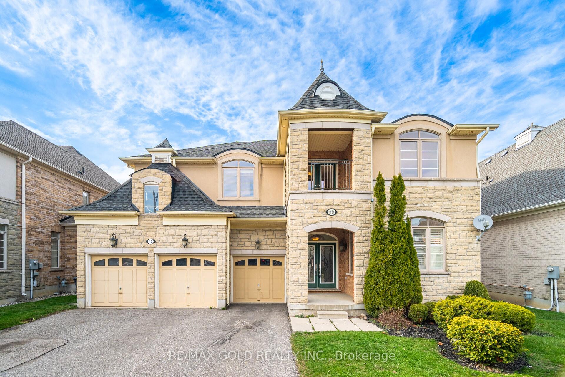 Front of 40 Vespahills Crescent