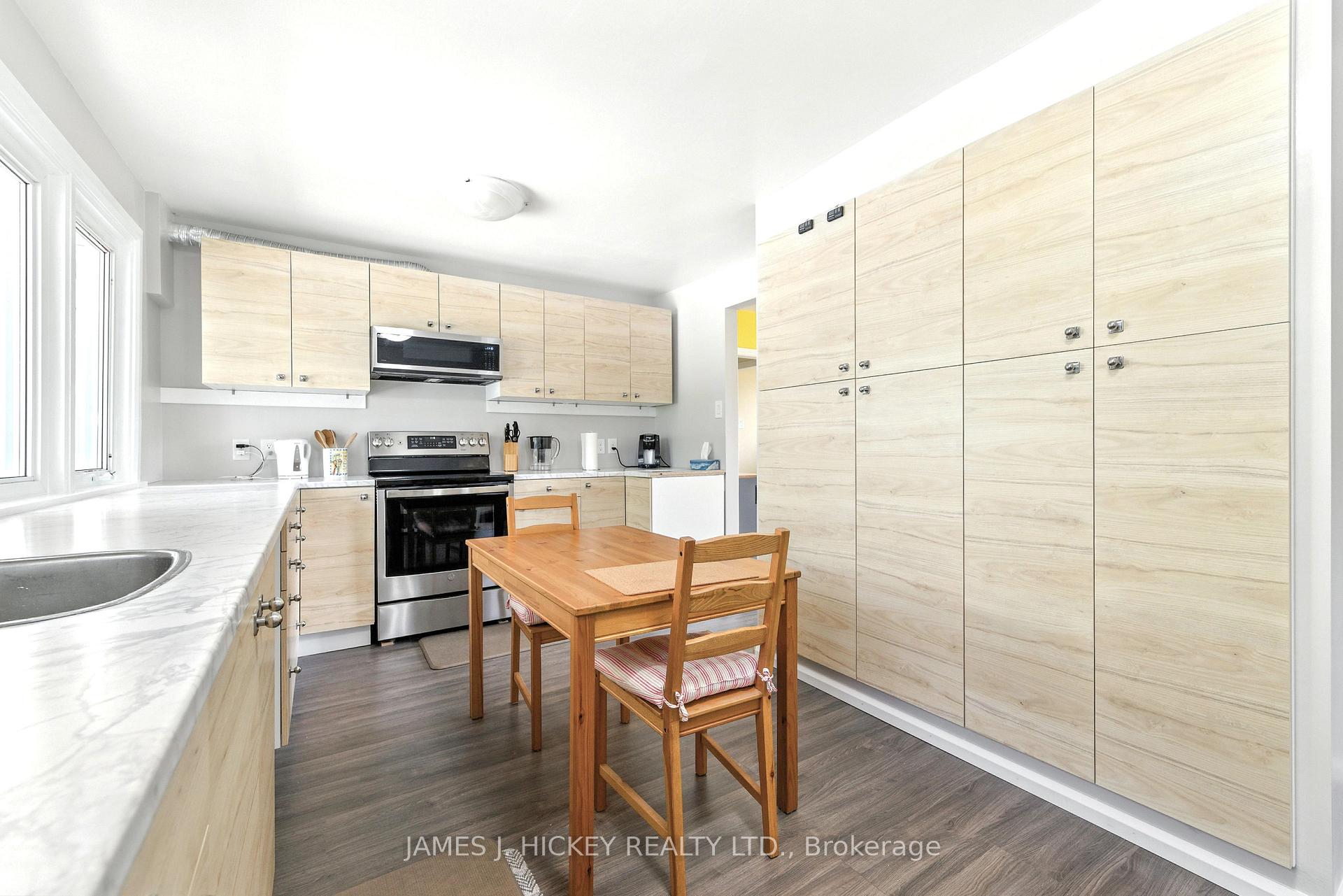 Photo 11 of 60 Laurier Avenue, Deep River, Deep River — HOMEH
