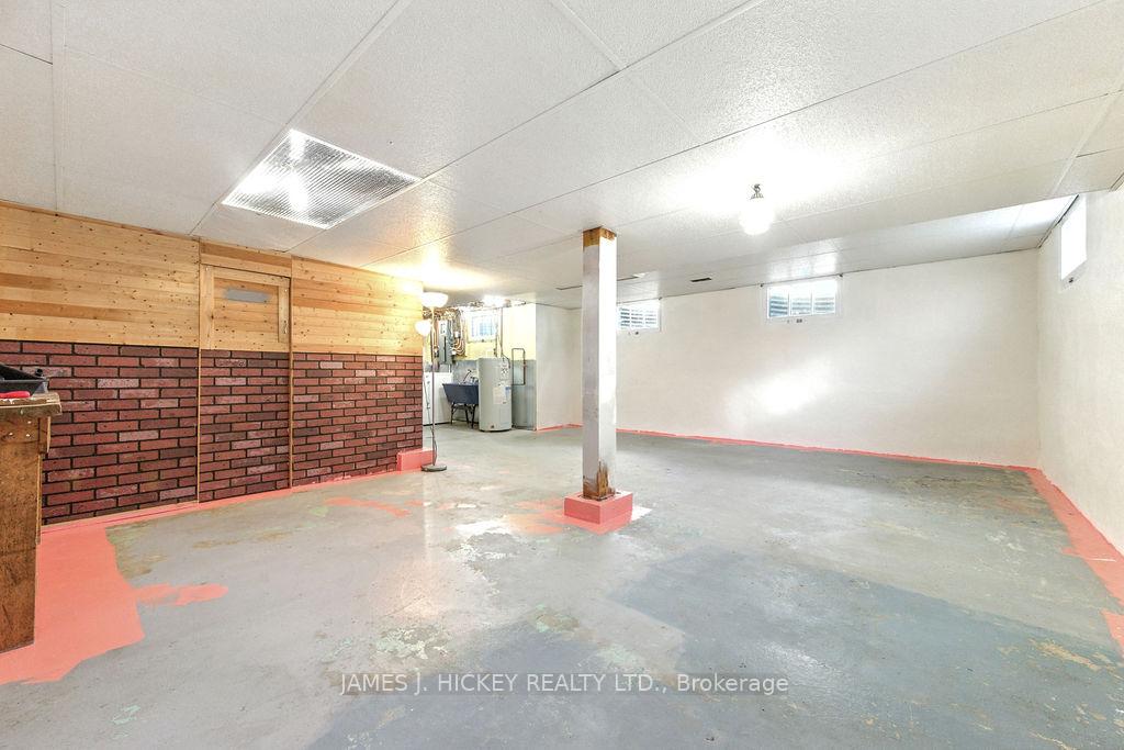 Photo 17 of 60 Laurier Avenue, Deep River, Deep River — HOMEH