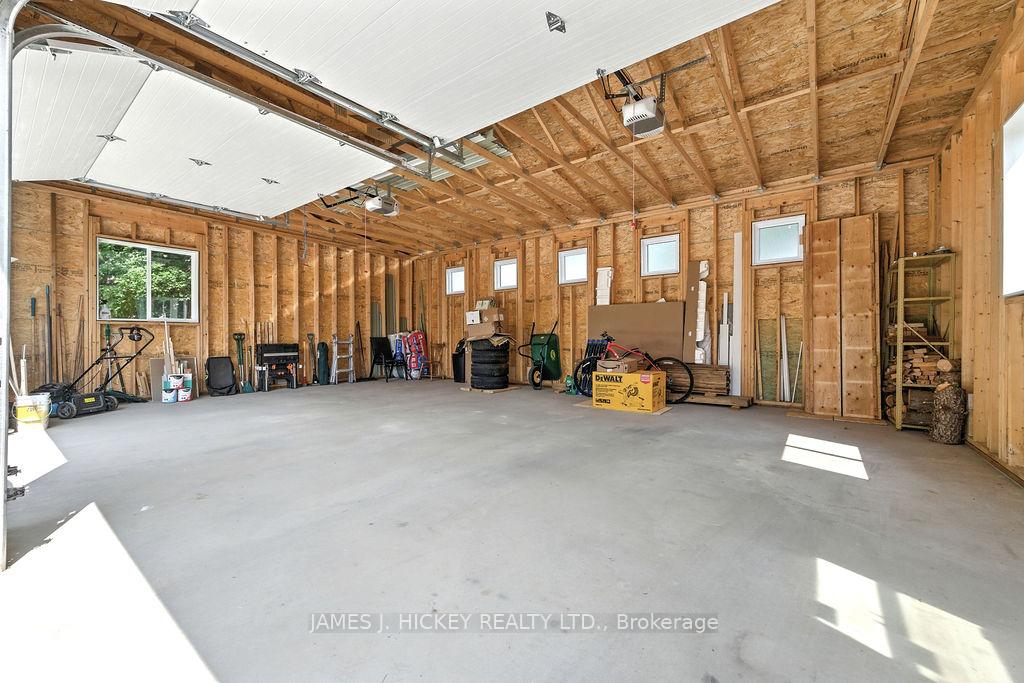 Photo 20 of 60 Laurier Avenue, Deep River, Deep River — HOMEH