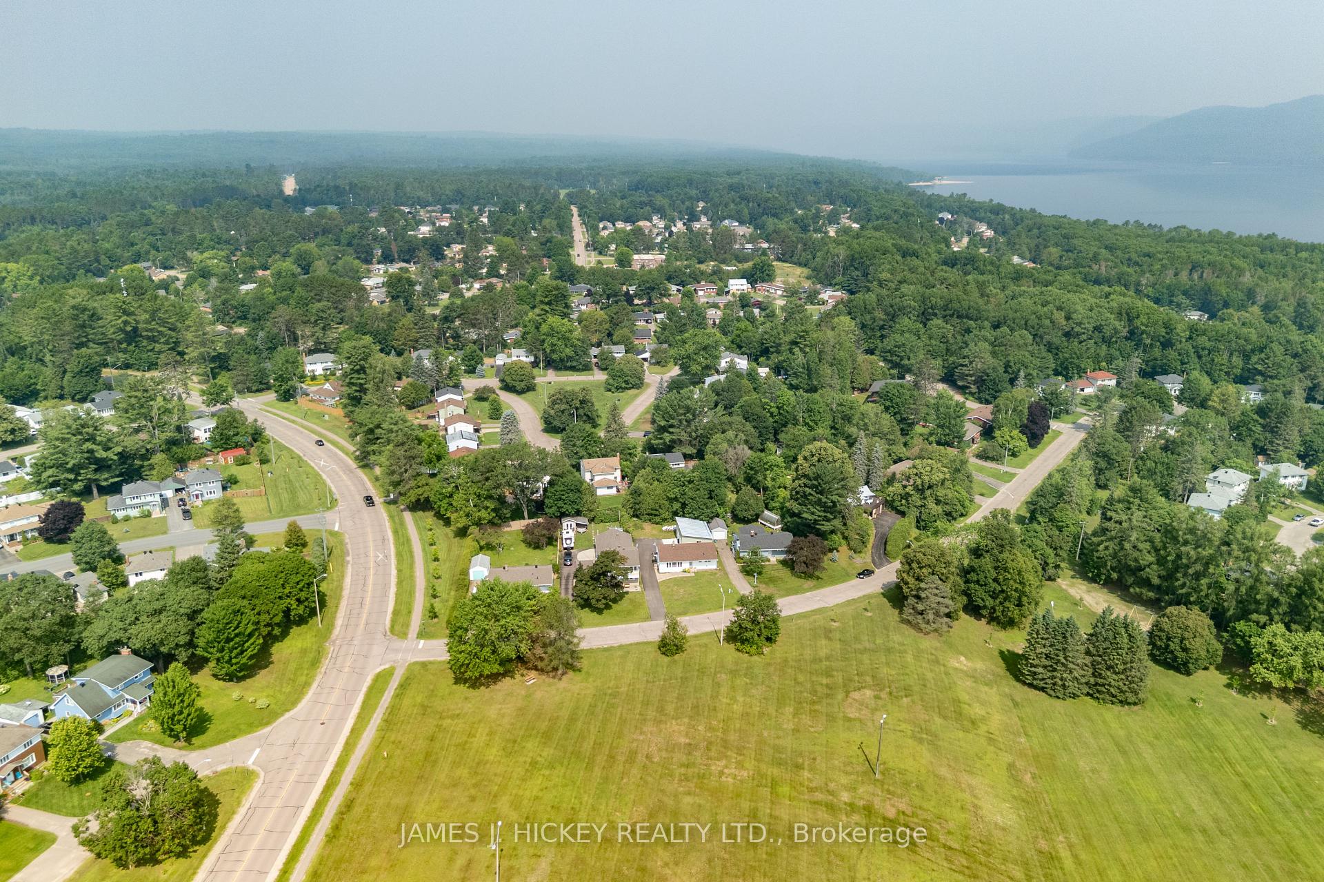 Photo 27 of 60 Laurier Avenue, Deep River, Deep River — HOMEH