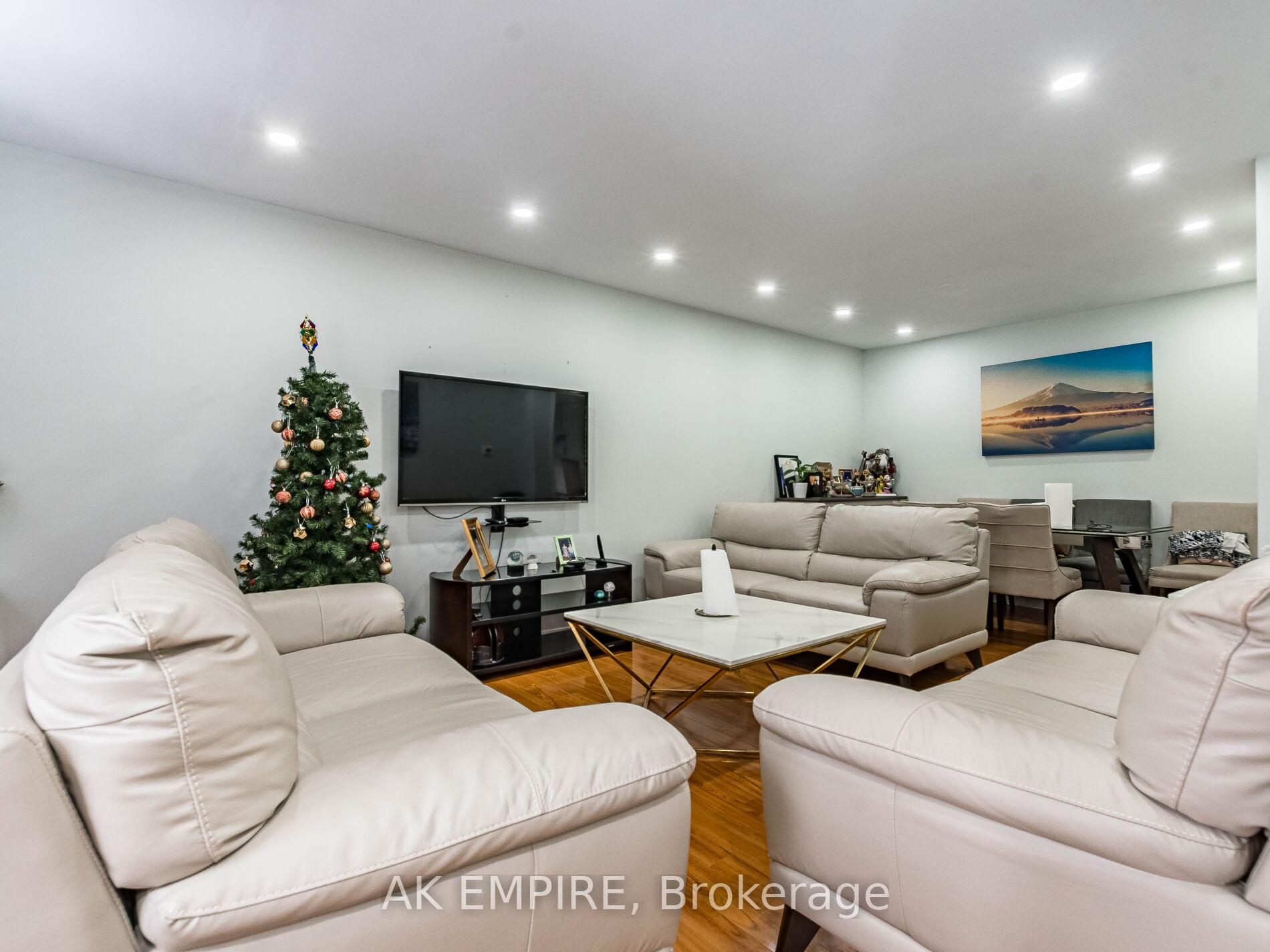 Photo 4 of 13 Foxacre Row, Brampton, Madoc — HOMEH