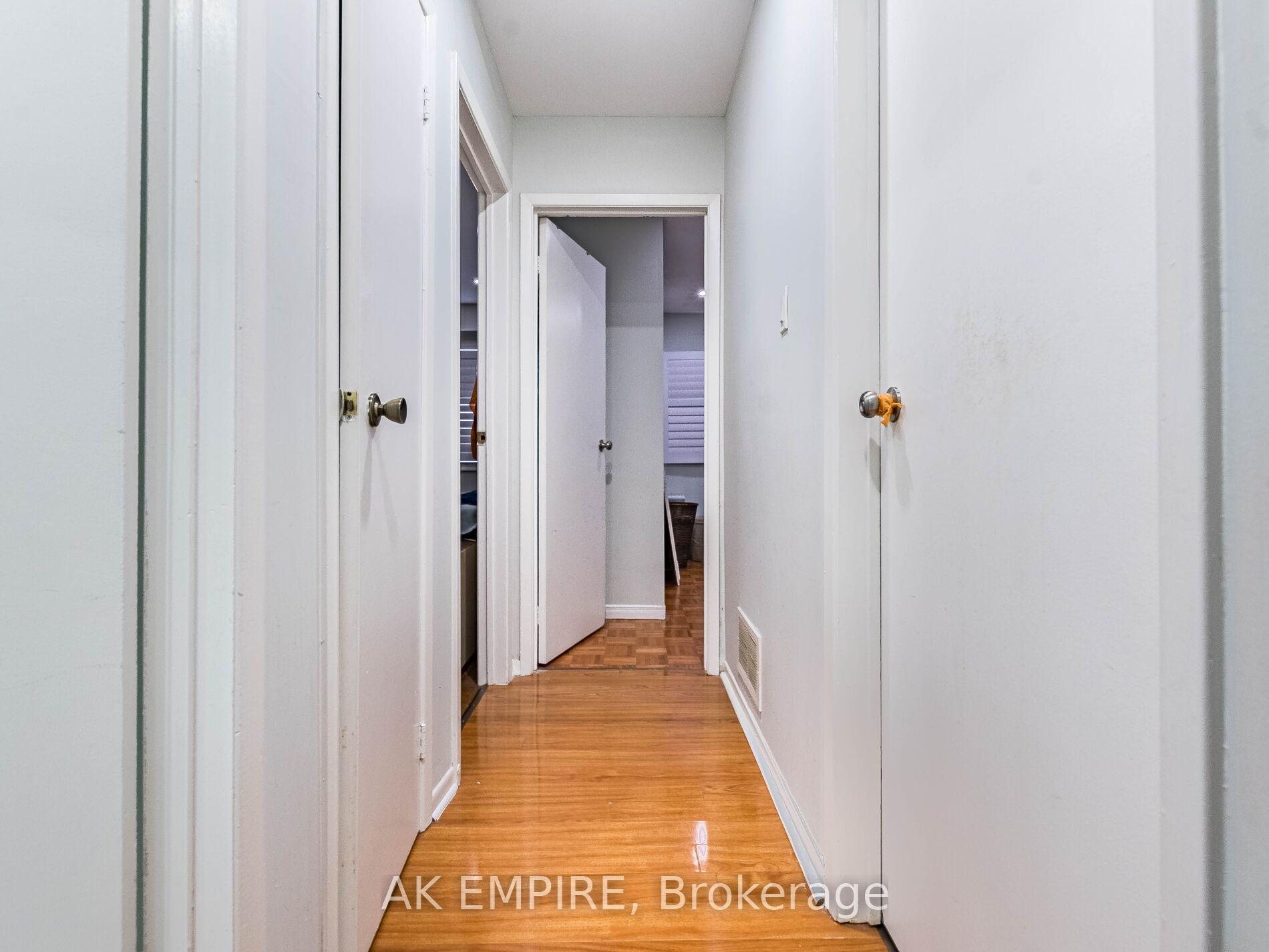 Photo 19 of 13 Foxacre Row, Brampton, Madoc — HOMEH