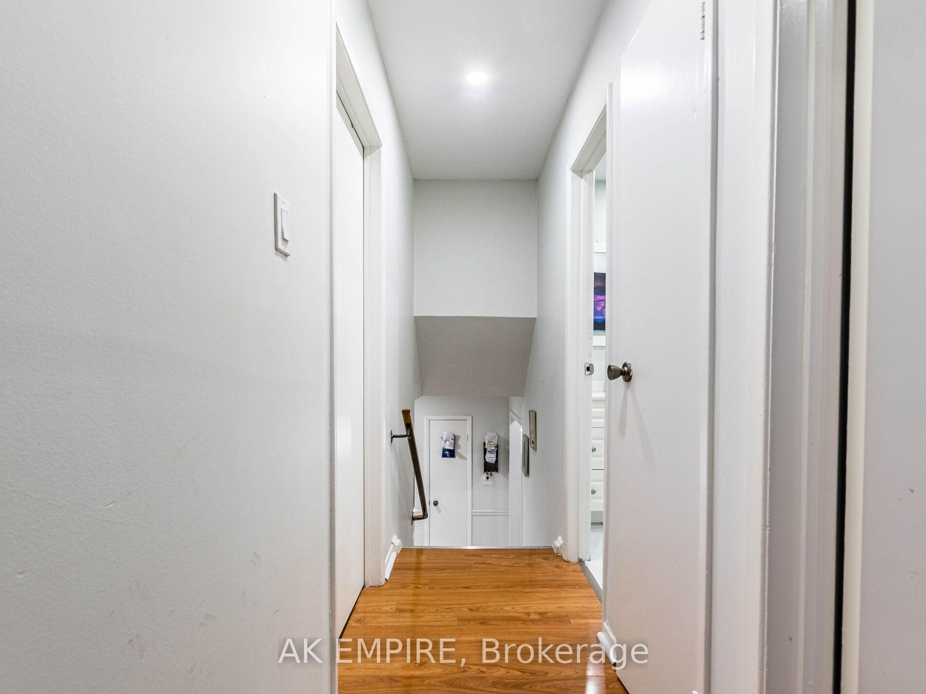 Photo 20 of 13 Foxacre Row, Brampton, Madoc — HOMEH