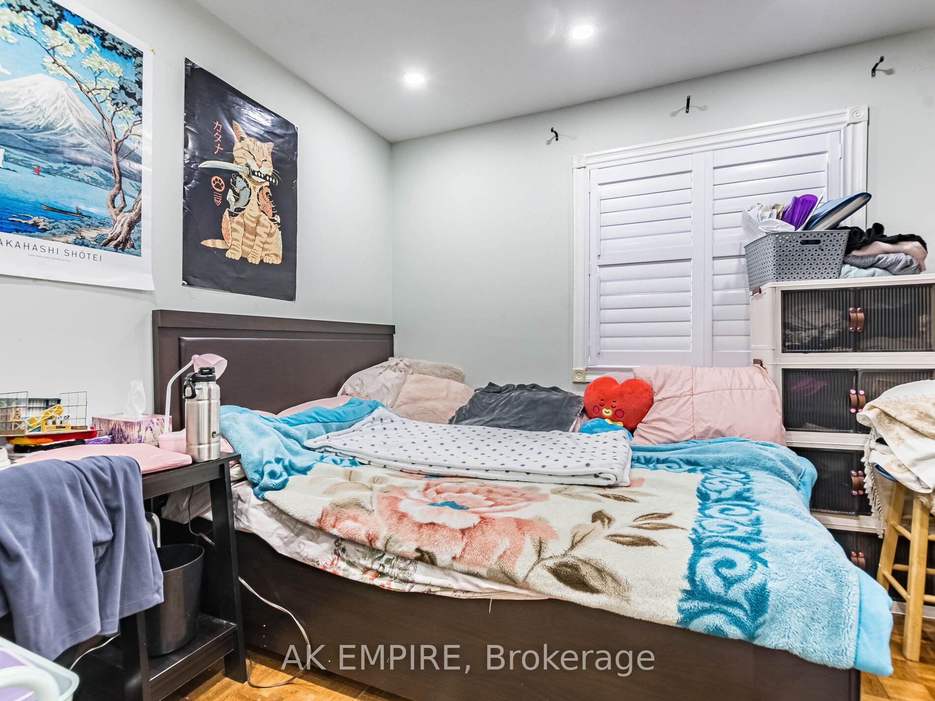 Photo 25 of 13 Foxacre Row, Brampton, Madoc — HOMEH